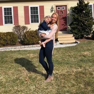 Meet your Posher, Apryl